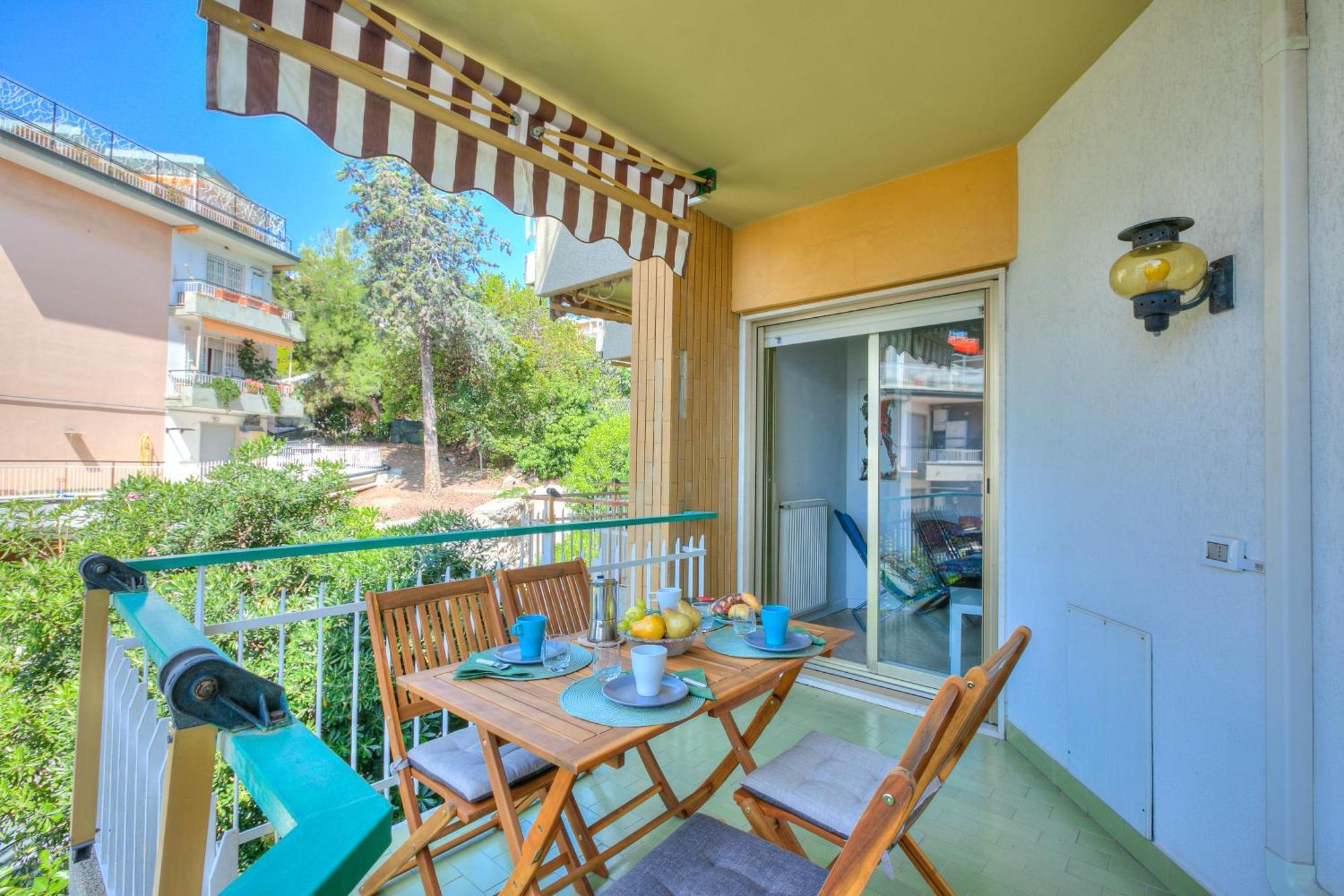 Casa Emma With Sea Glimpse - Happy Rentals Sanremo Exterior photo